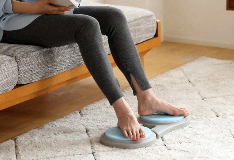 座ってのご使用イメージ gif