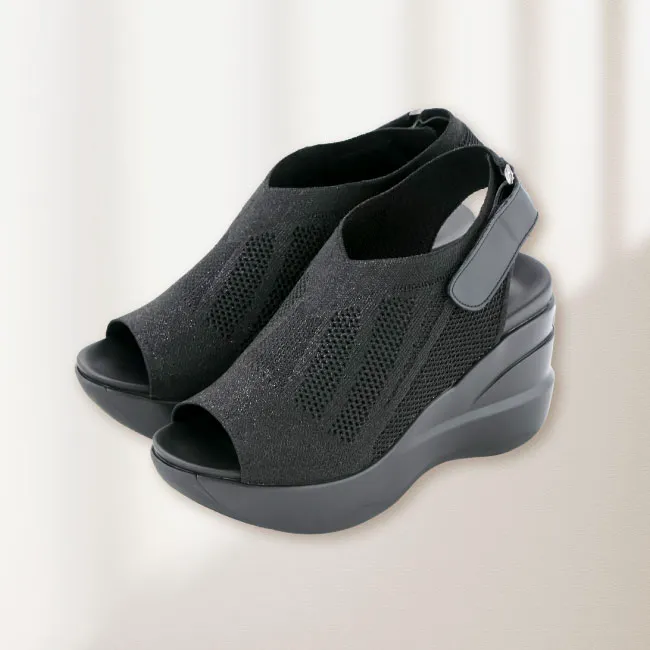 ヒールアップサンダル（メッシュタイプ） orMORE (オアモア