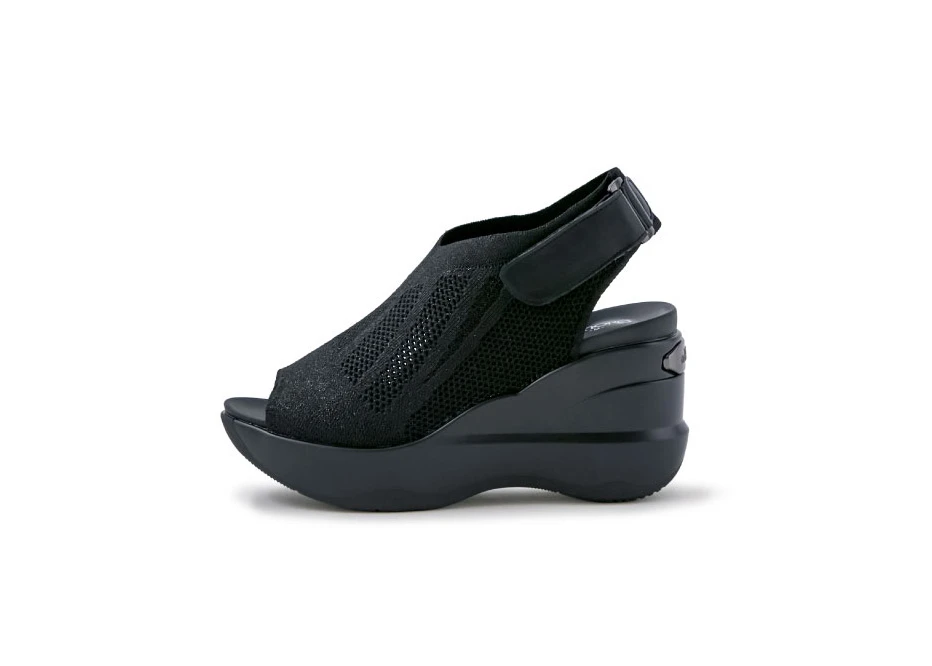 ヒールアップサンダル（メッシュタイプ） 商品詳細