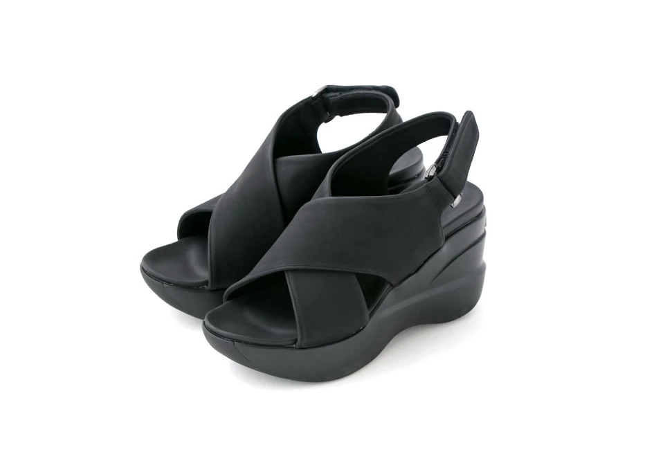 ヒールアップサンダル（クロスタイプ） 商品詳細