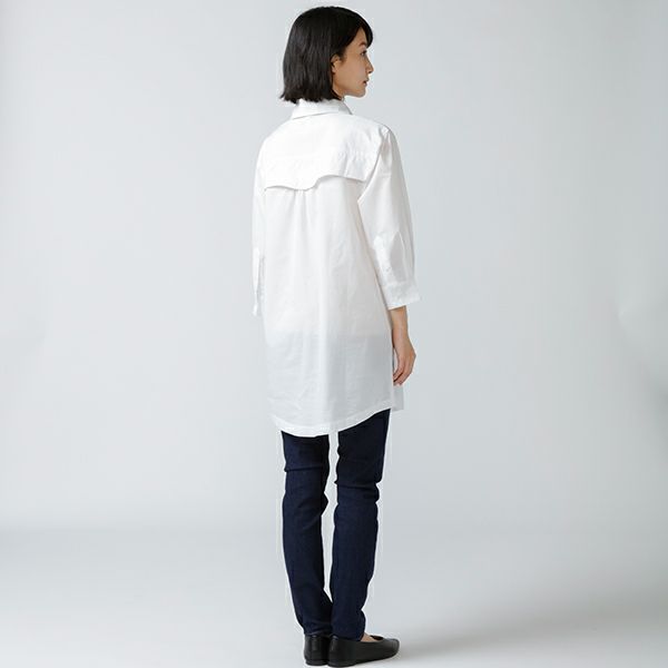 UV&DRYチュニックシャツ(ホワイト) 着用画像 斜め背面