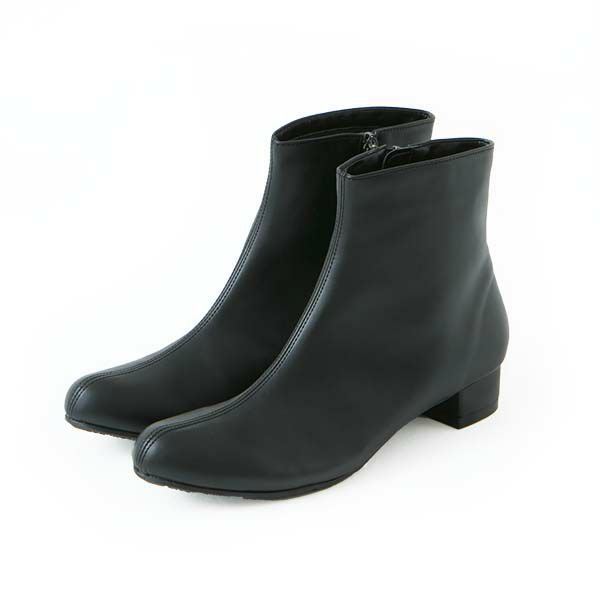 整体ブーツ 3cmヒール（ブラック）斜め正面