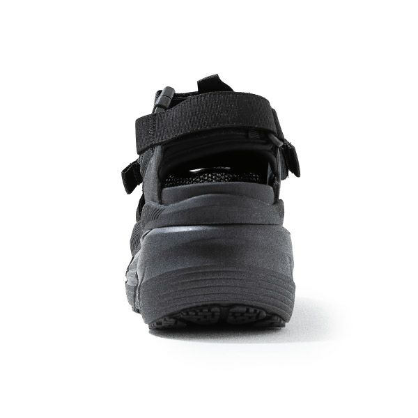 フラットアップサンダル 背面